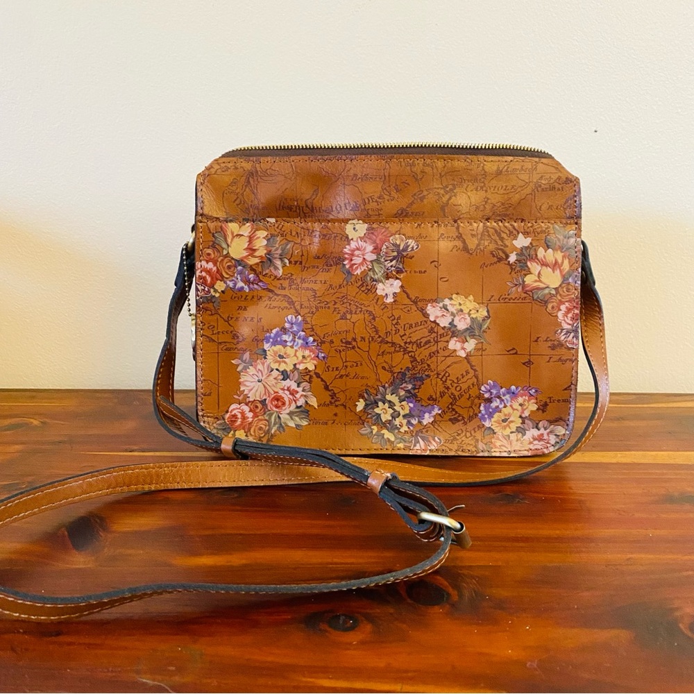 Patricia Nash Nazaire English Garden Heritage Leather  Crossbody